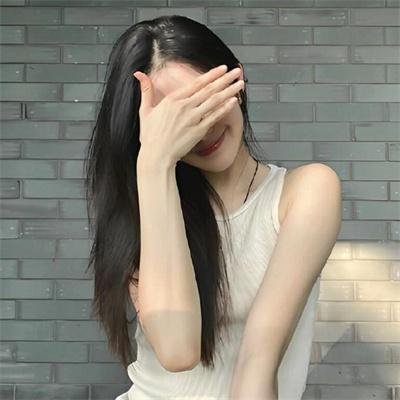 他是龙